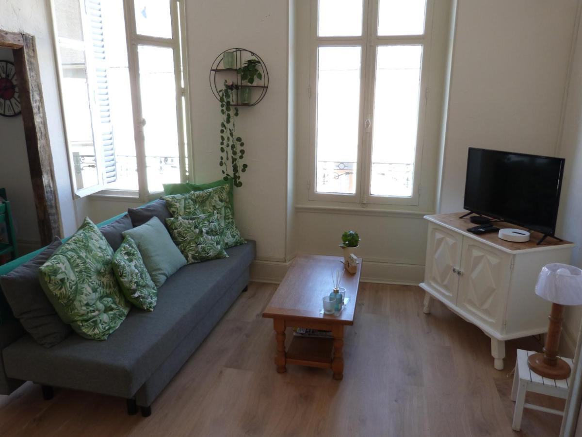 Le Compostelle Apartment Issoudun Ngoại thất bức ảnh