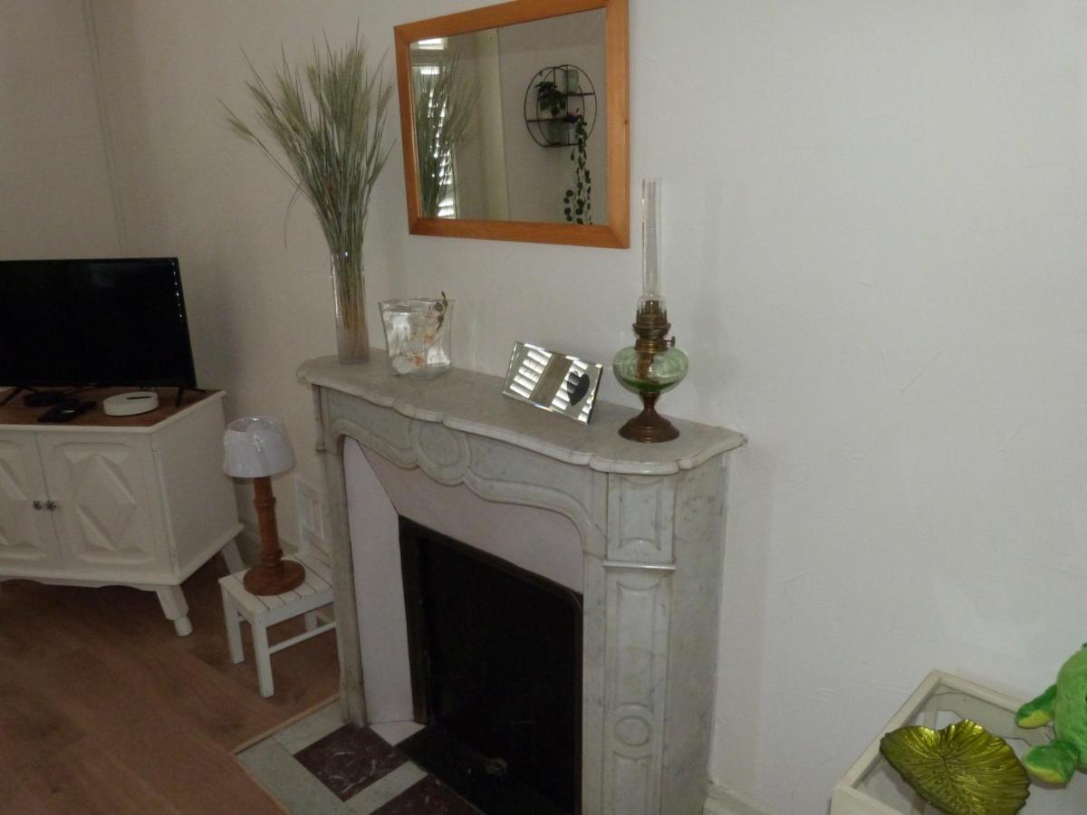 Le Compostelle Apartment Issoudun Ngoại thất bức ảnh